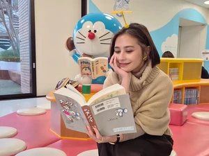 Prilly Latuconsina Cari Kerja Lewat LinkedIn, Ingin Coba Jadi Sales