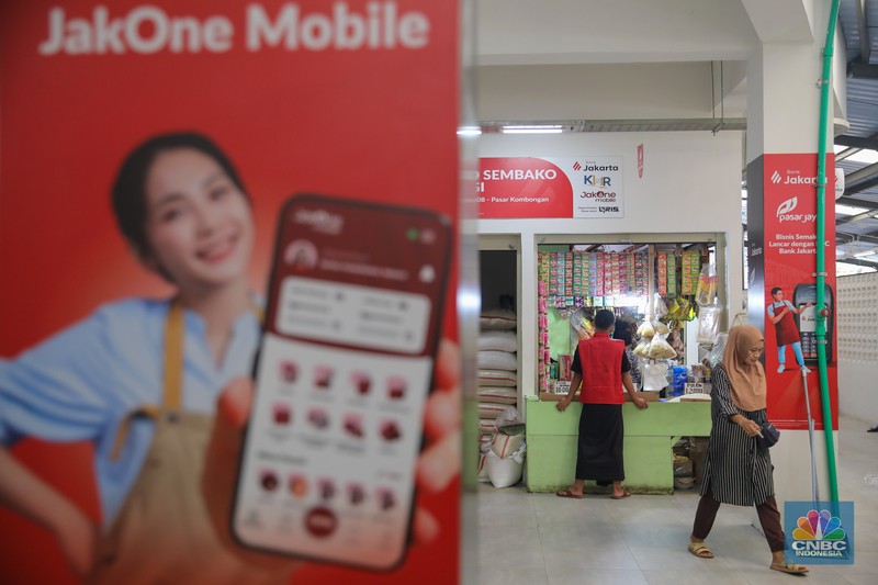 Suasana aktivitas jual beli di Pasar Kombongan, Kemayoran, Jakarta, Rabu (7/1/2026). (CNBC Indonesia/Faisal Rahman)