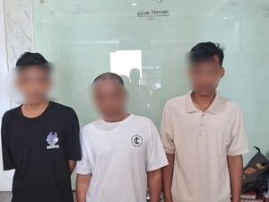 Polisi Ringkus Tiga Sekawan Pengedar Sabu di Lingsar Lombok Barat