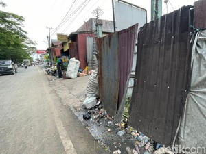 TPS Veteran Banjarmasin Sempat Luber ke Jalan, Kini Tinggal Sisa Baunya