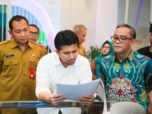Normalisasi Kali Kedurus Jadi Perhatian Wagub Emil Saat Cek BBWS Brantas