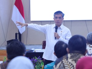 Menaker Dorong Lulusan BLK Harus Kerja atau Wirausaha