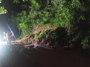 Hujan Deras Picu Longsor di Ciamis, Akses Kawali-Jatinagara Terputus
