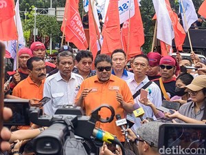 Argumentasi Bos Buruh soal Upah Pekerja Jakarta Kalah dari Buruh Panci