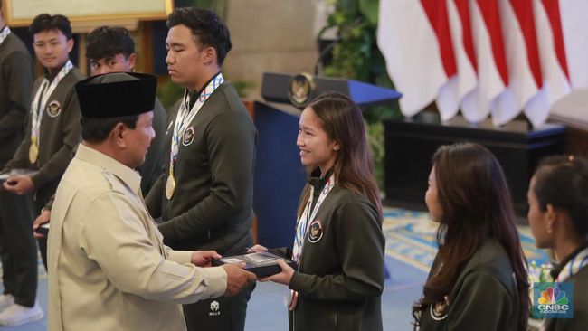 Momen Prabowo Bagikan Bonus Miliaran ke Peraih Medali SEA Games 2025
