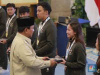 Momen Prabowo Bagikan Bonus Miliaran ke Peraih Medali SEA Games 2025