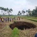 Tanah Dekat Sinkhole Sumbar Terus Bergerak, BPBD Pesan ke Warga
