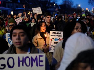 Massa Demo Besar-besaran di Minneapolis AS Buntut Agen Imigrasi Tembak Wanita