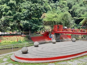 Teras Cikapundung Pernah Hidup, Kini Bertahan di Tengah Ingatan