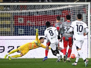 Cremonese Vs Cagliari: Audero Kebobolan 2 Gol, Grigiorossi Tertahan