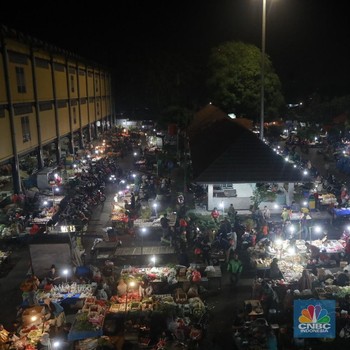 Melihat Pasar 24 Jam di Jakarta, Denyut Ekonomi Tak Pernah Tidur