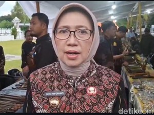 Bupati Lumajang Pastikan Erupsi Semeru hingga 5 Km Jauh dari Permukiman