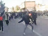 Potret Iran Chaos karena Mata Uang Tumbang, Rezim Khamenei Bisa Kolaps