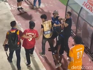 Panglima LAJ Masuk Lapangan-Maki Wasit Usai PSM Kalah 0-2 Lawan Bali United