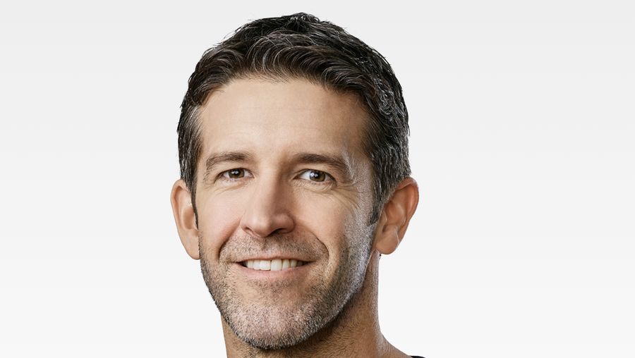 Profil John Ternus VP Apple. (Apple Gallery)