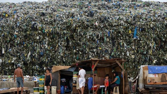 Gunung Sampah Longsor, 1 Orang Tewas-38 Hilang Tertimbun