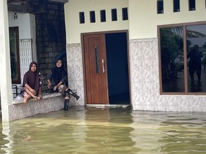 1.840 Rumah di Lamongan Terendam Banjir Luapan Bengawan Jero