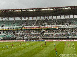 Persebaya Ungguli Malut United 2-0 di Babak Pertama
