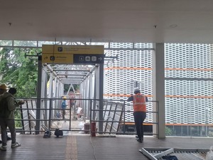 Warga Harap JPO Sarinah Dilengkapi Lift dan Eskalator demi Aksesibilitas