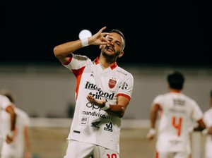 Mirza Mustafic Cetak Gol 30 Detik, Rekor Tercepat Super League 2025/2026