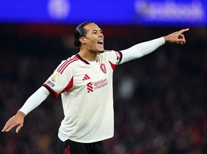 Liverpool Ditahan Burnley, Van Dijk Gelar Rapat Pemain Lagi