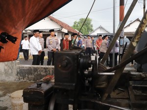 Polres Kediri Bangun Sumur Bor di Masjid, Bantu Air Bersih Warga