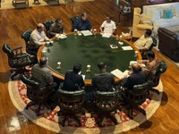 Prabowo Pimpin Rapat Terbatas di Hambalang, Bahas Tekstil Hingga Chip