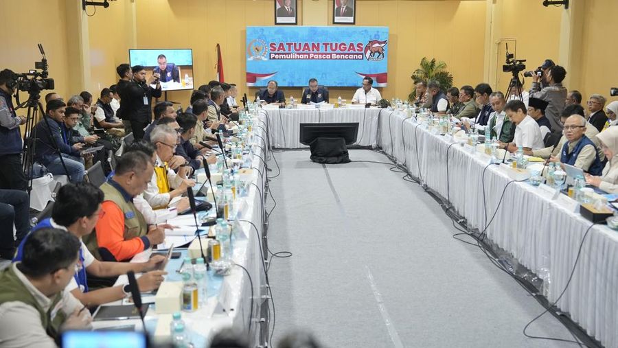 Rapat Koordinasi Satgas Pemulihan Pascabencana (Galapana) DPR dengan Satgas Percepatan Rehabilitasi dan Rekonstruksi Pemerintah di Banda Aceh, Aceh, Sabtu (10/1/2026).