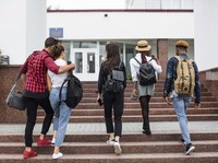 10 Jurusan Kuliah yang Dulu Bergengsi Kini Tak Jamin Gaji Tinggi