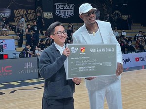 Kahf Optimalkan Panggung IBL untuk Kampanye Donasi dan Main Bersih Award
