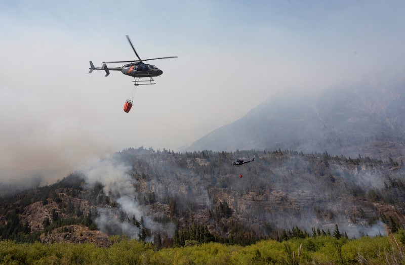 Kebakaran hutan meluas di Patagonia, Argentina. (REUTERS/Matias Garay)