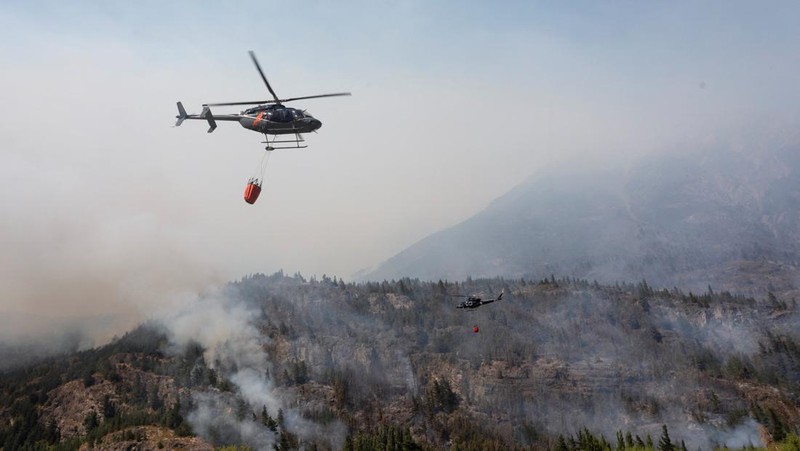 Kebakaran hutan meluas di Patagonia, Argentina. (REUTERS/Matias Garay)