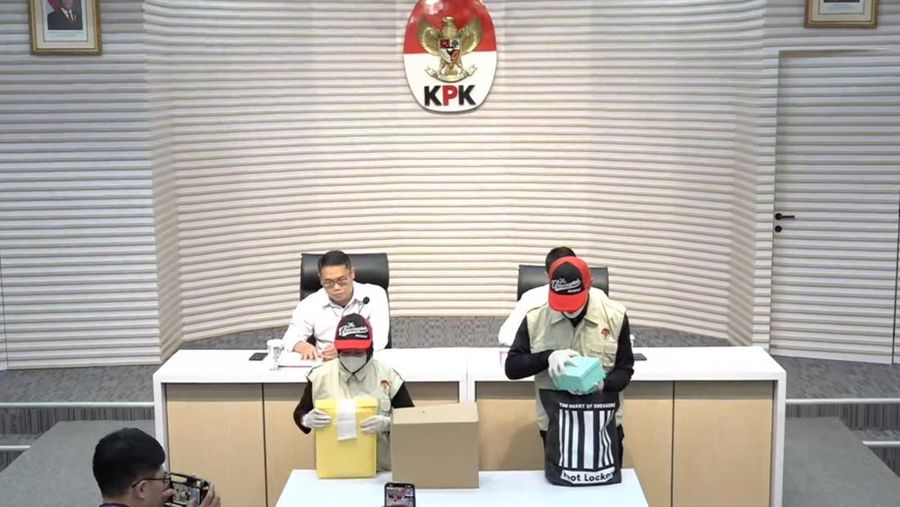 Konferensi pers kegiatan tangkap tangan KPK terkait dugaan TPK di Direktorat Jendral Pajak. (Dok. KPK)