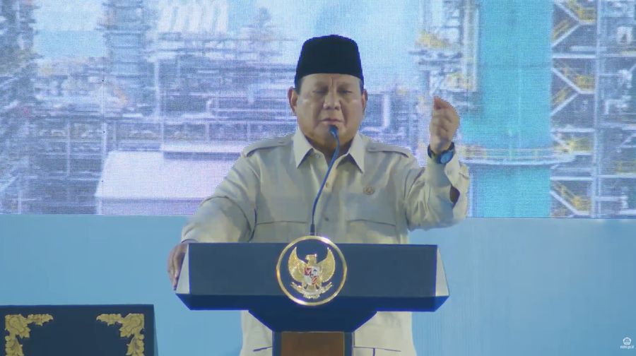 Presiden Prabowo Subianto saat menyampaikan sambutan dalam Peresmian Infrastruktur Energi Terintegrasi Pertamina RDMP Balikpapan, Kalimantan Timur, Senin (12/1/2026). (Tangkapan Layar Youtube/KementerianESDM)
