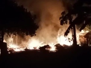 Teror Kian Mencekam, Rumah Warga di Air Upas Dibakar dan Ditembak OTK