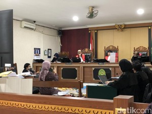 Eks Anak Buah Sri Purnomo Jadi Saksi Sidang Korupsi Dana Hibah Pariwisata