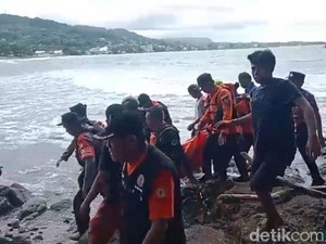 Pelajar SMK Hilang Terseret Ombak di Pantai Lumpue Parepare Ditemukan Tewas