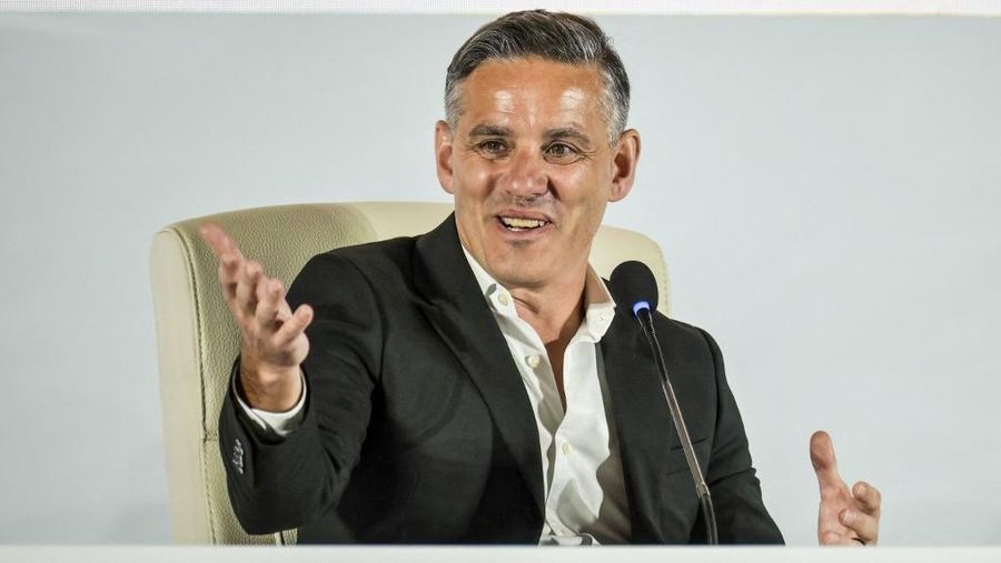 PSSI resmi memperkenalkan John Herdman ke publik sebagai pelatih Timnas Indonesia di Ballroom 1 Hotel Mulia, Jakarta, Selasa (13/1/2026). (Dok. PSSI)