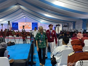 16 Tahun Nafkahi Cucu Seorang Diri, Kini Mawong Terbantu Sekolah Rakyat