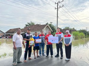 Patra Niaga Regional Sumbagsel Bantu Korban Banjir di Belitang