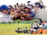 Prabowo Gelontorkan Rp805 T Buat Program Prioritas: MBG-Sekolah Rakyat