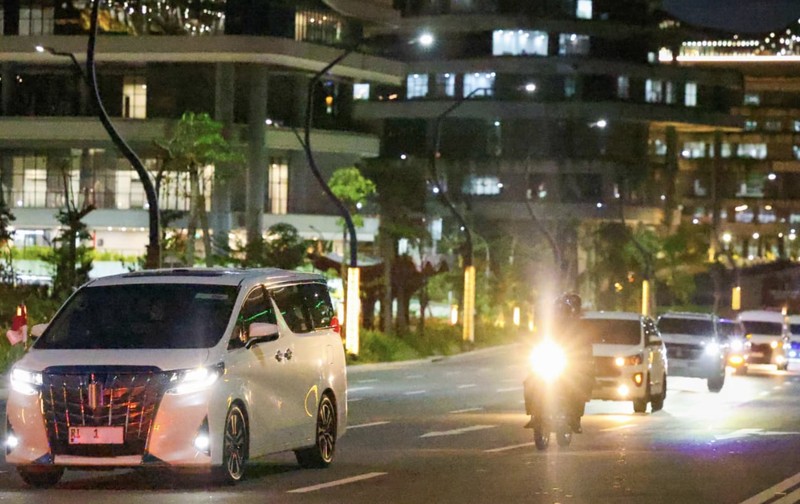 Presiden Prabowo Subianto tiba di Ibu Kota Nusantara (IKN) pada Senin, 12 Januari 2026 sekitar pukul 18.44 WITA. (Dok. OIKN)