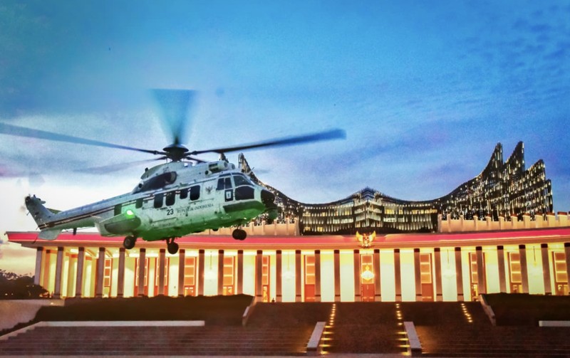 Presiden Prabowo Subianto tiba di Ibu Kota Nusantara (IKN) pada Senin, 12 Januari 2026 sekitar pukul 18.44 WITA. (Dok. OIKN)