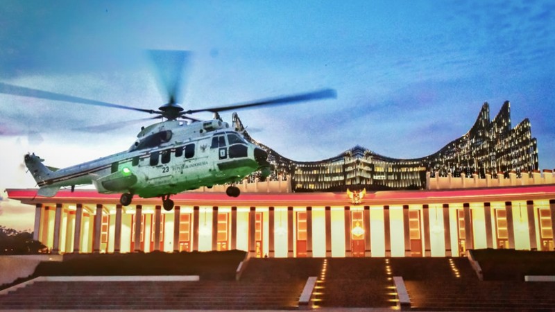 Presiden Prabowo Subianto tiba di Ibu Kota Nusantara (IKN) pada Senin, 12 Januari 2026 sekitar pukul 18.44 WITA. (Dok. OIKN)