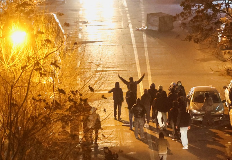 Protes atas anjloknya nilai mata uang di Teheran, Iran, Kamis (8/1/2026). (Stringer/WANA via REUTERS)