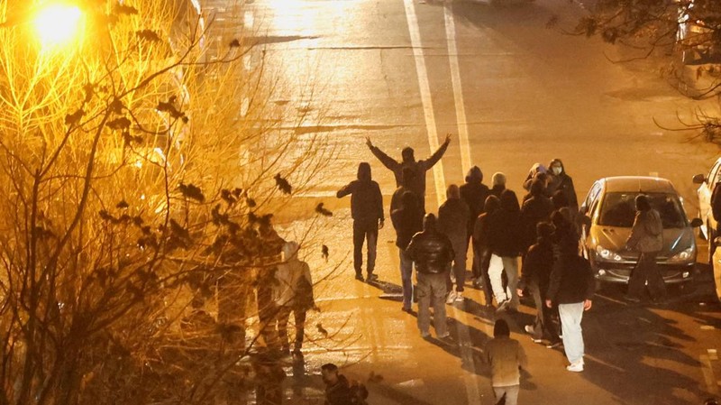 Protes atas anjloknya nilai mata uang di Teheran, Iran, Kamis (8/1/2026). (Stringer/WANA via REUTERS)