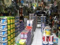 Suasana toko bangunan di Jakarta, tepatnya di kawasan Tanah Abang, Jakarta Pusat, Selasa (13/1/2026). (CNBC Indonesia/Chandra Dwi)