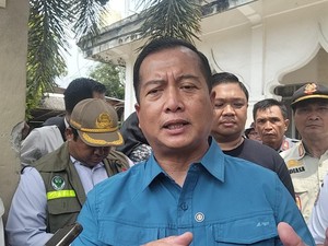 Banjir di Sekotong Lombok Barat Disebabkan Penggundulan Hutan