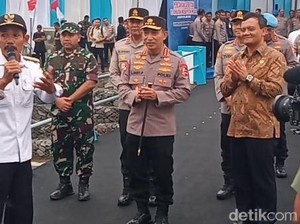Kapolri Resmikan 19 Jembatan Merah Putih Presisi di Jateng