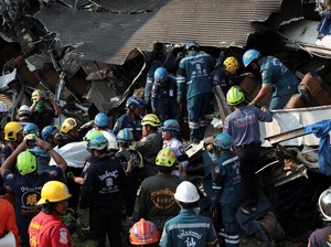 Video: Korban Tewas Crane Proyek Kereta Cepat Roboh di Thailand Jadi 32 Orang